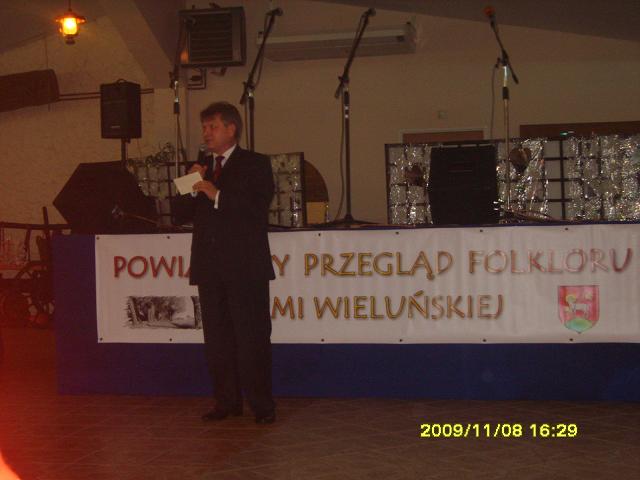 2009-11-08.XI.powiatowy.przeglad.folkloru.ziemi.wielunskiej.01