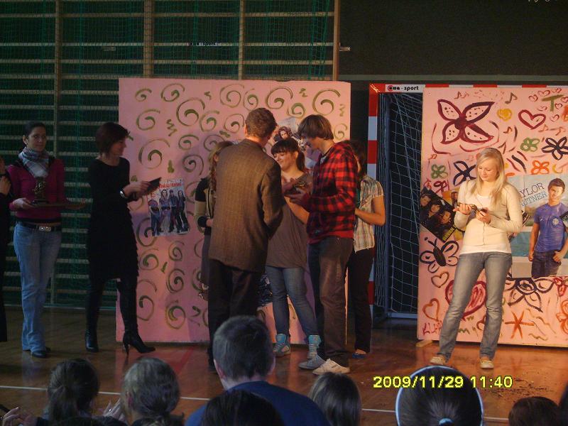 2009-12-11.spektakl.wieprzyca.w.gimnazjum.w.osjakowie.14